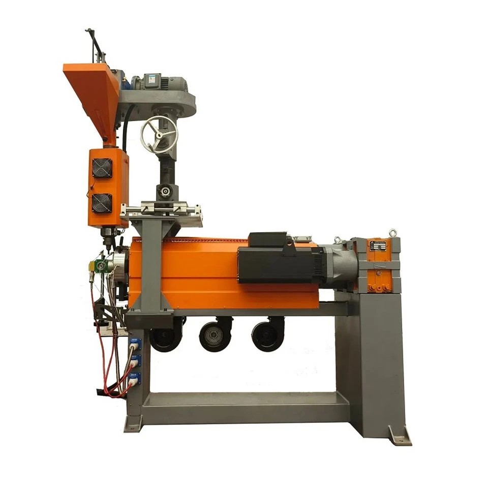 Extrudeuse de câbles métalliques